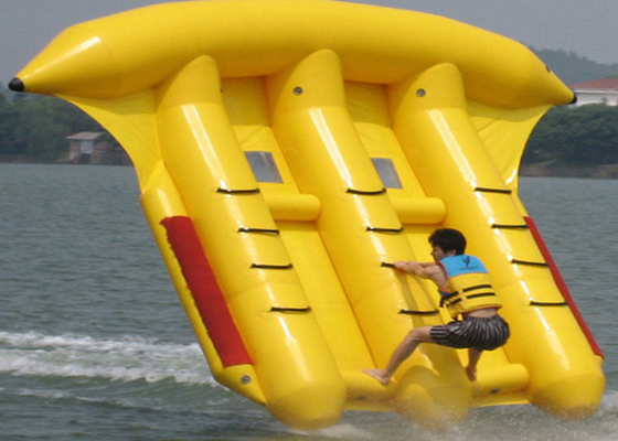 Porcellana Barca gonfiabile gialla del pesce volante per la metropolitana del gioco dell'acqua del parco di divertimenti fornitore