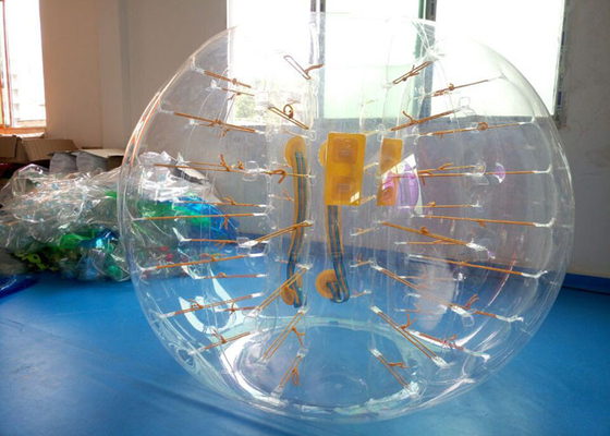 Porcellana Calcio gonfiabile trasparente della bolla, maniglia gialla/cinghie/calcio dell'urto bolla della corda fornitore