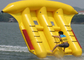 Barca gonfiabile gialla del pesce volante per la metropolitana del gioco dell'acqua del parco di divertimenti fornitore